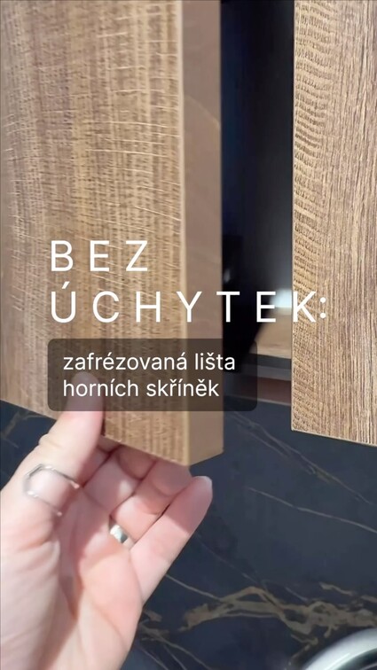 📍ULOŽTE SI📍
Představujeme elegantní řešení horních skříněk&nbsp;&hellip;